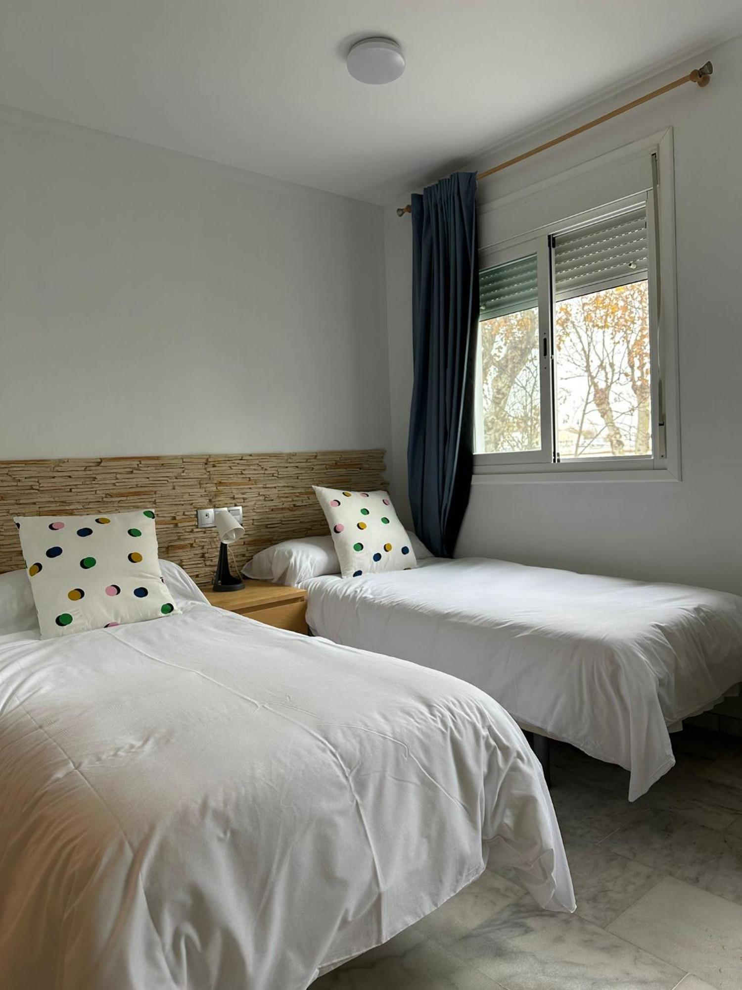 Apartahotel Dona Reyes Чипиона Екстериор снимка