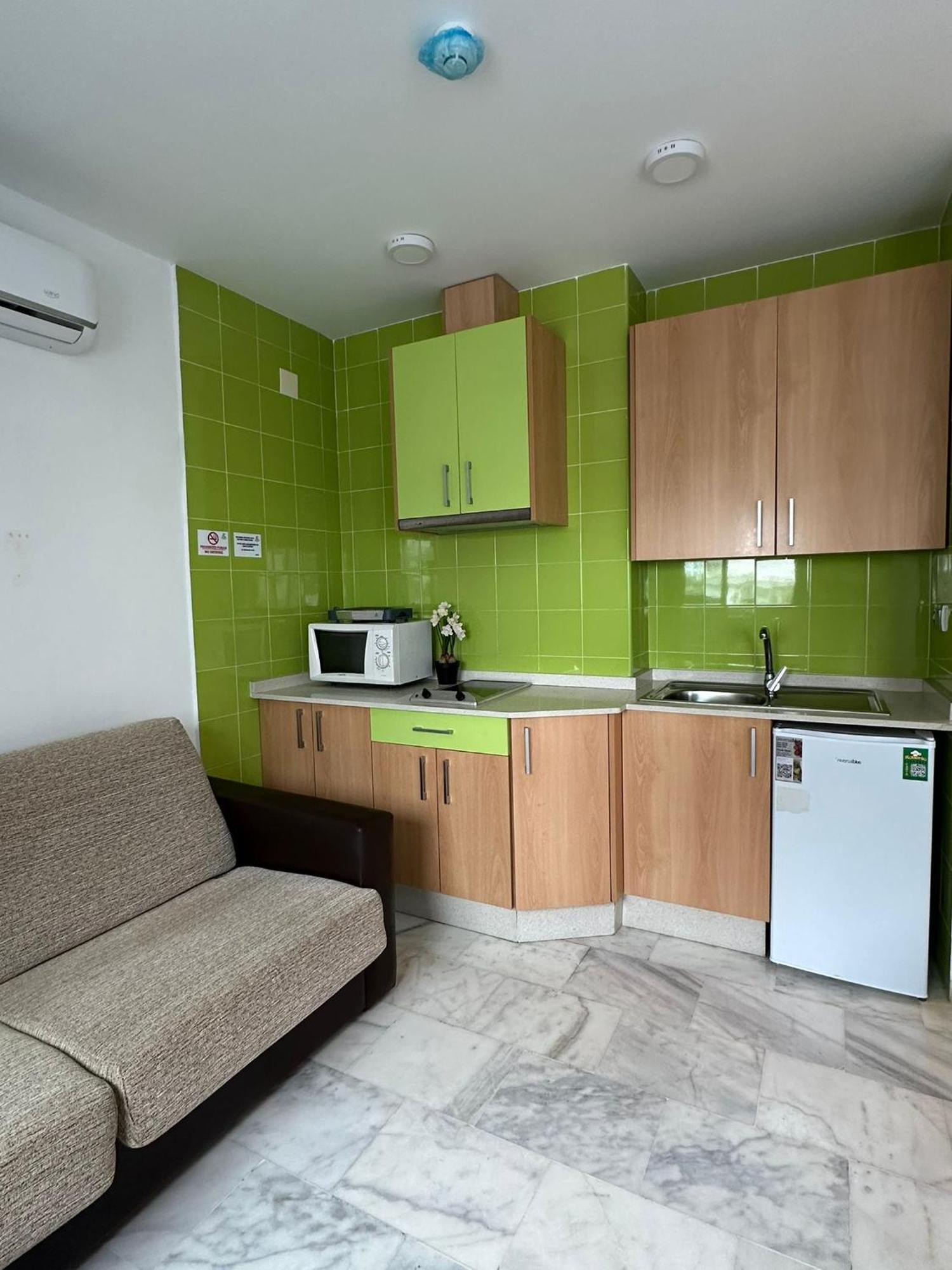 Apartahotel Dona Reyes Чипиона Екстериор снимка